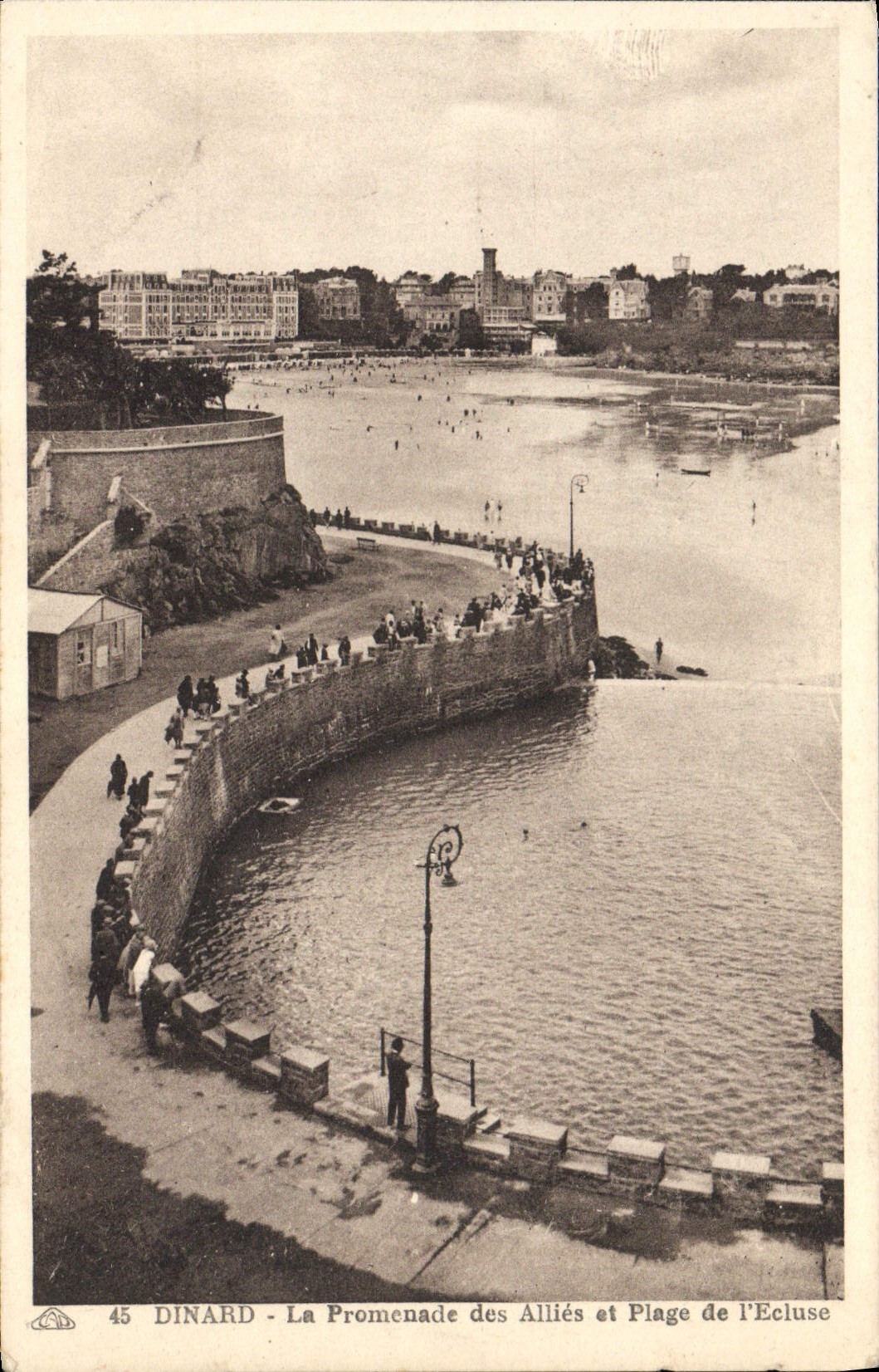 Dinard - La Promenade des Alliés et Plage de l'Ecluse — n°45