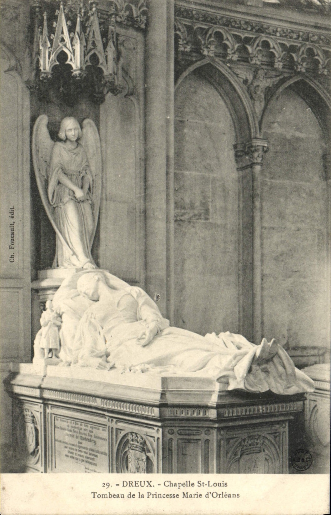 CPA Dreux Chapelle St Louis Tombeau de la princesse Marie d'Orleans 