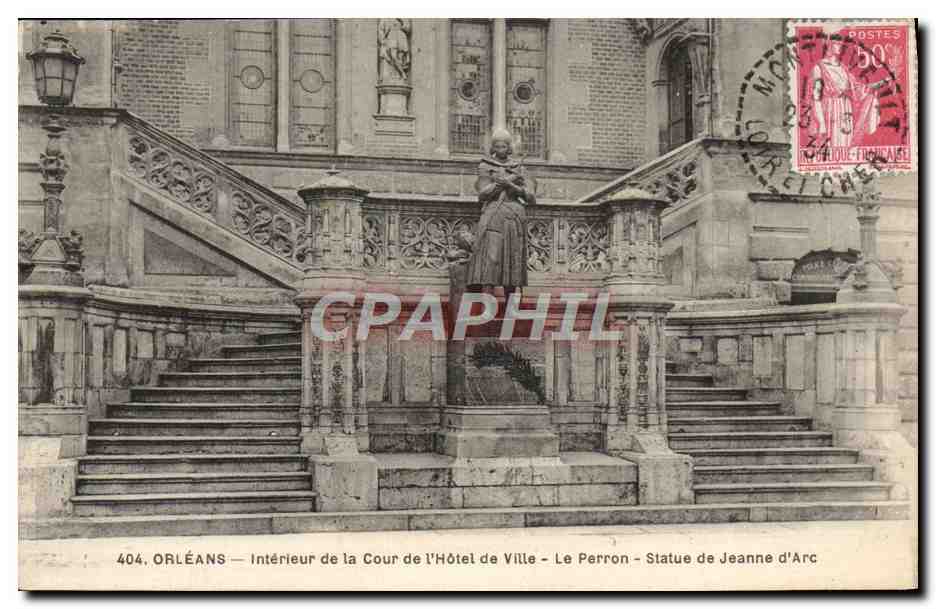 CPA Orleans Interieur De La Cour De I'Hotel De Ville Le Perron Statue de Jeanne d'Arc Cachet Montlivrault