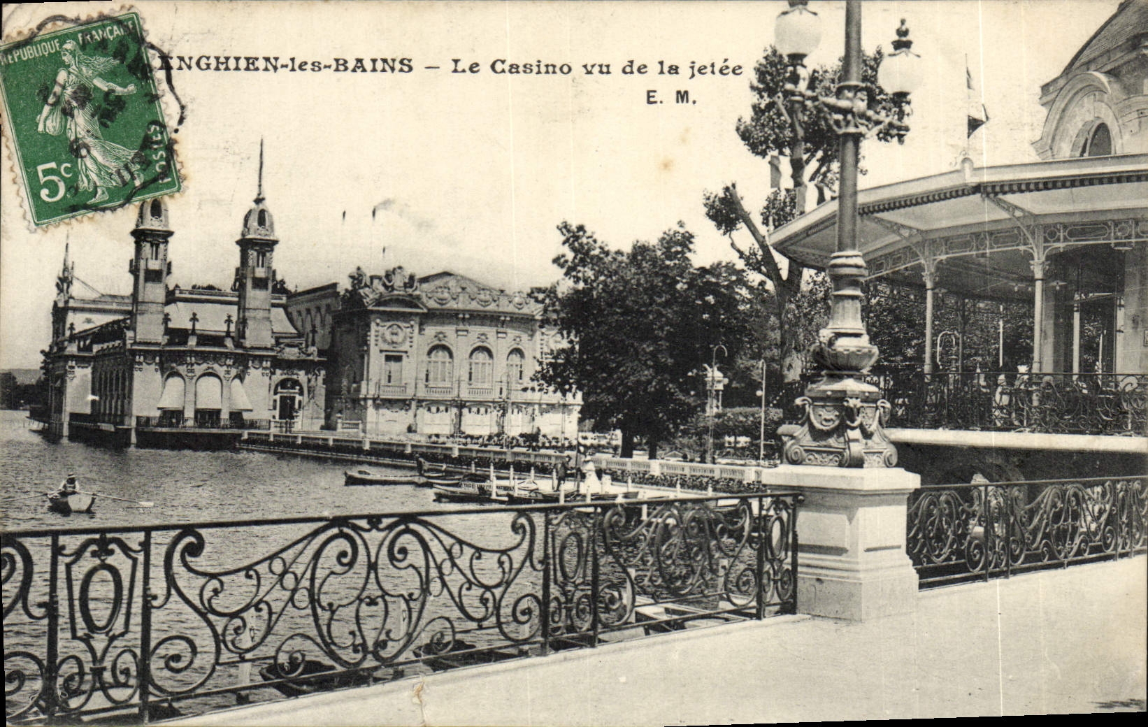 Enghien-les-Bains — Le Casino vu de la jetée — E.M.