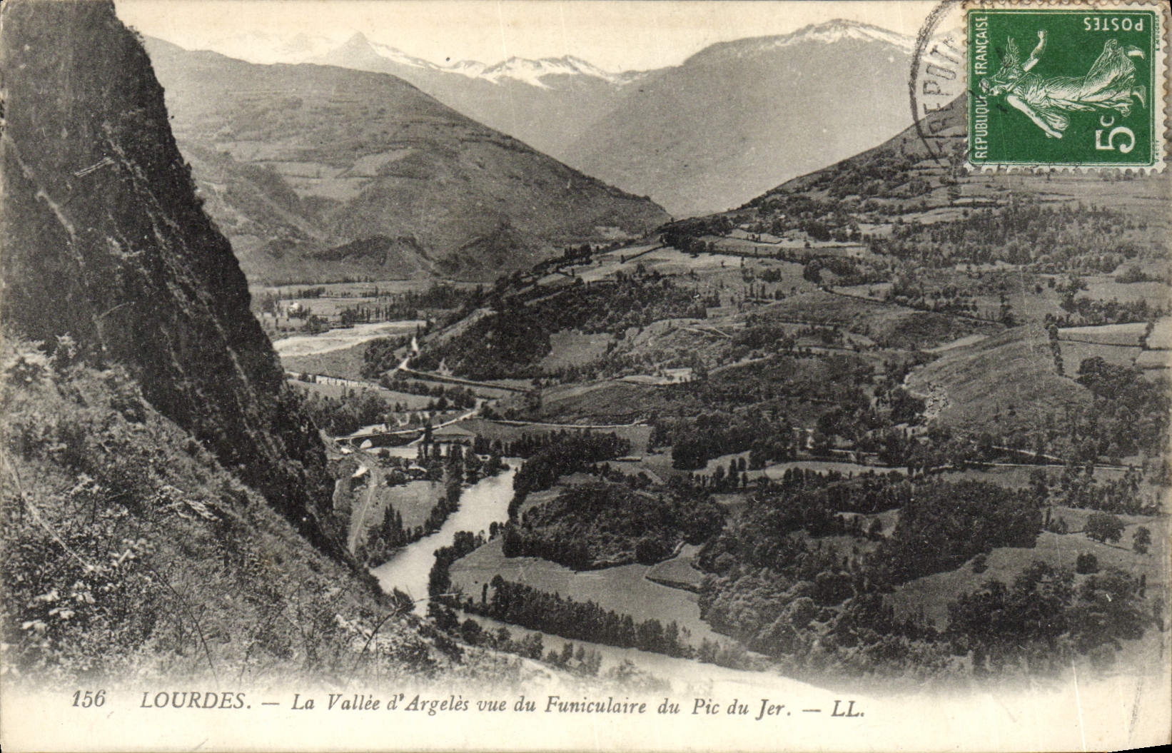 Lourdes — La Vallée d'Argelès vue du Funiculaire du Pic du Jer — LL. — 156
