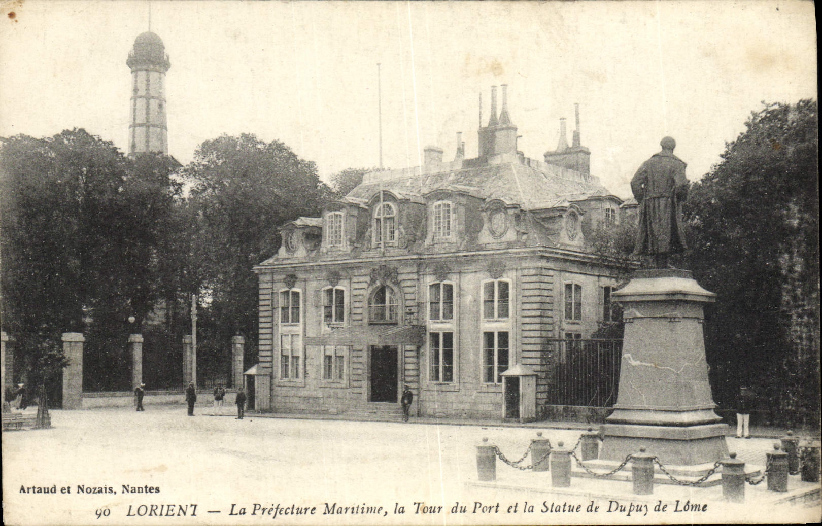 Nantes — La Préfecture Maritime, la Tour du Port et la Statue de Dupuy de Lôme