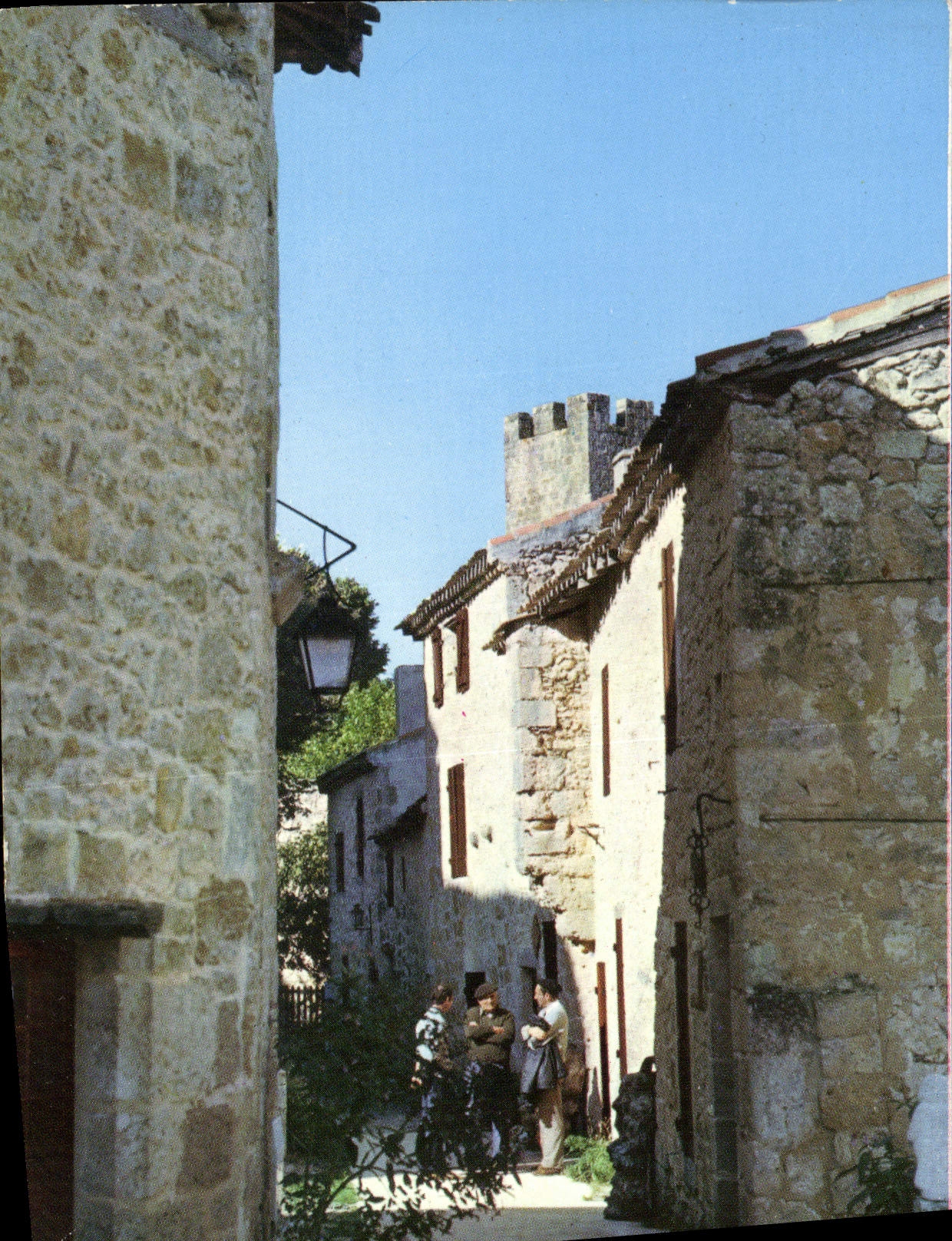 Larressingle — Village fortifié du XIIIe siècle — Photo FENESTRA (Condom, Gers)