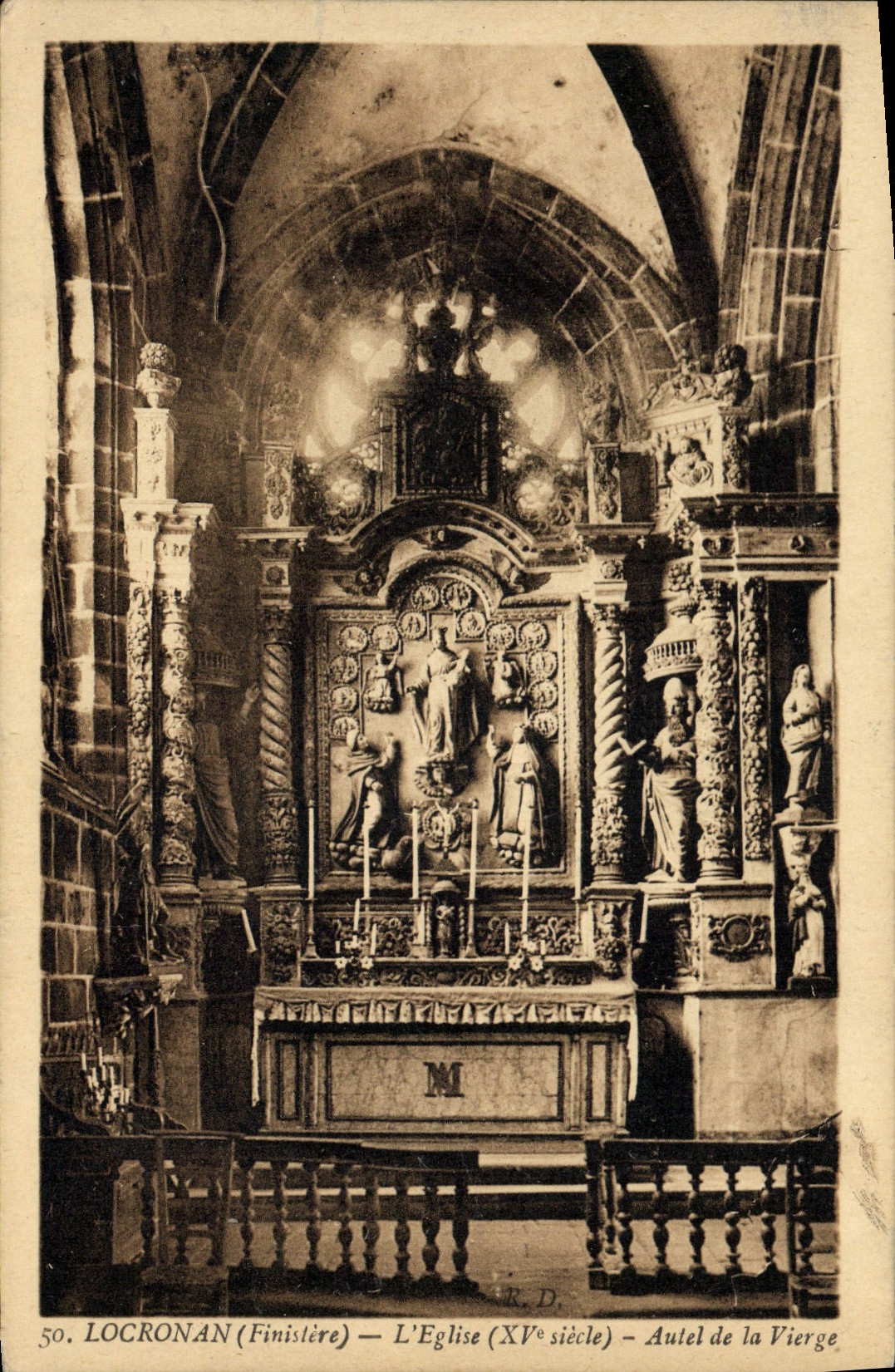 CPA Locronan L'Eglise Autel de la Vierge
