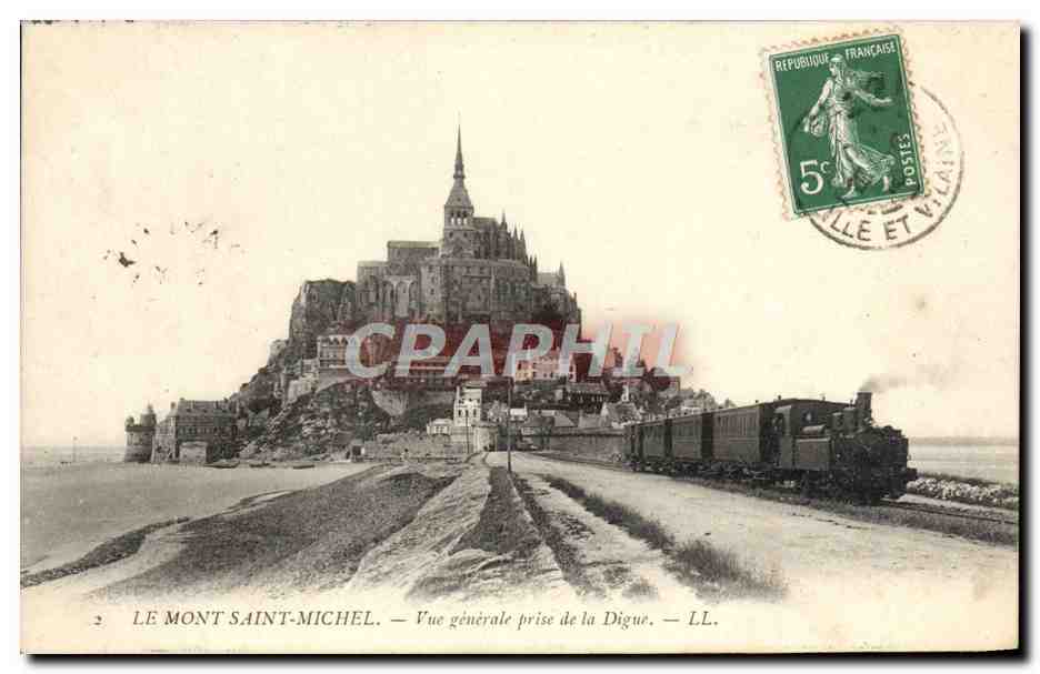 CPA Le Mont Saint Michel Vue Generale Prise de la Digue Train 