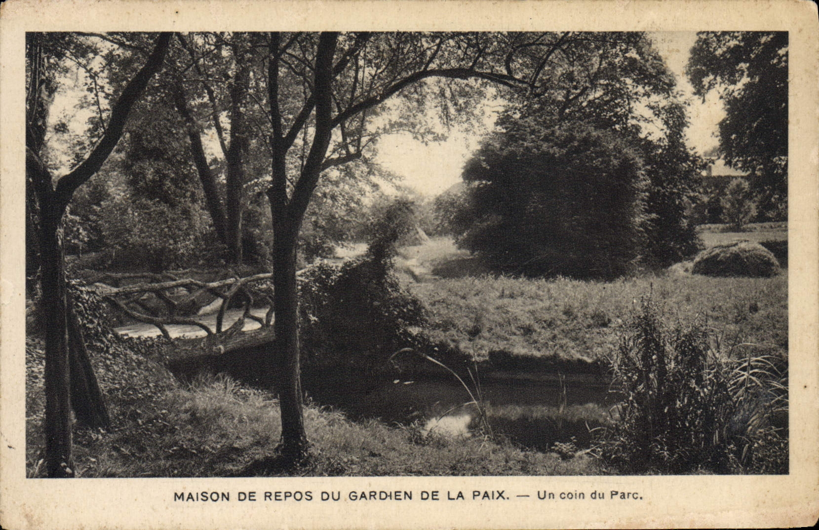 Maison de Repos du Jardin de la Paix — Un coin du Parc.