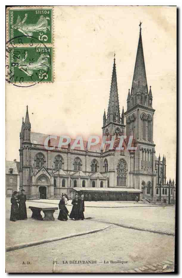 CPA La Delivrande La Basilique