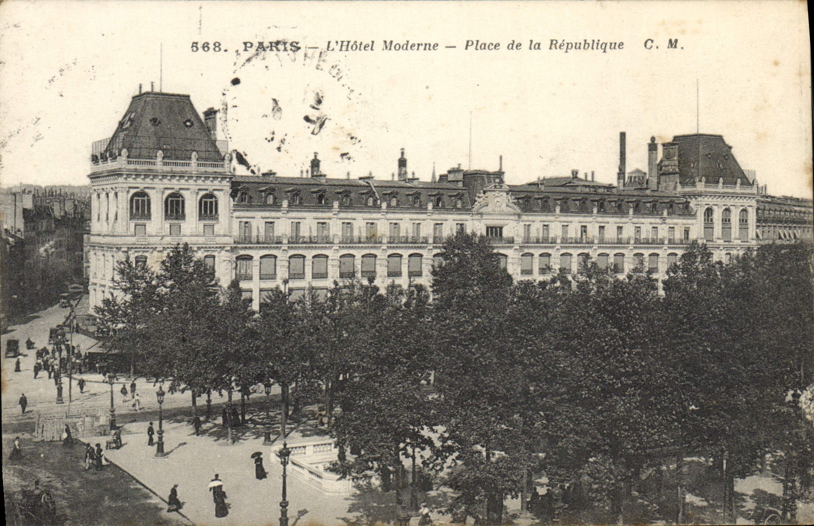 CPA Paris L'Hotel Moderne Place de la republique
