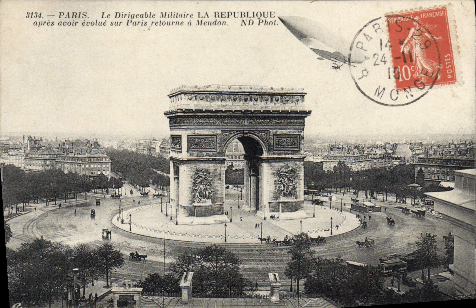 Paris — Der Militärballon LA REPUBLIQUE kehrt nach Meudon zurück — ND Fot.