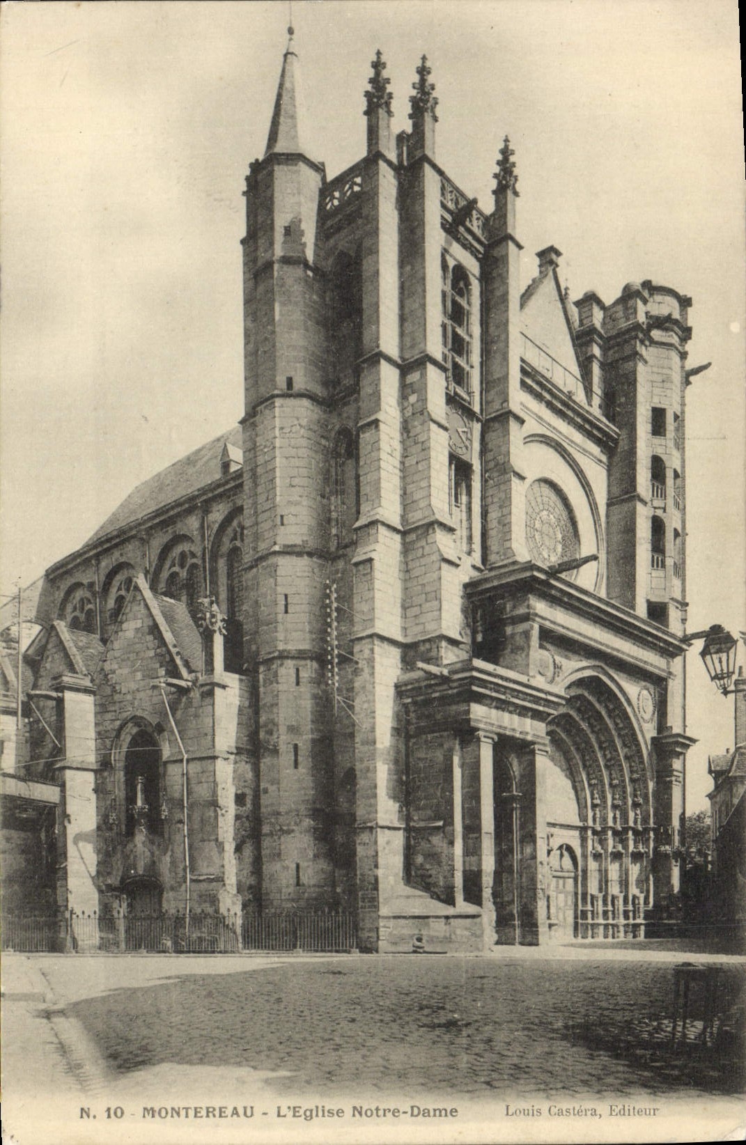 CPA Montereau L'Eglise Notre Dame