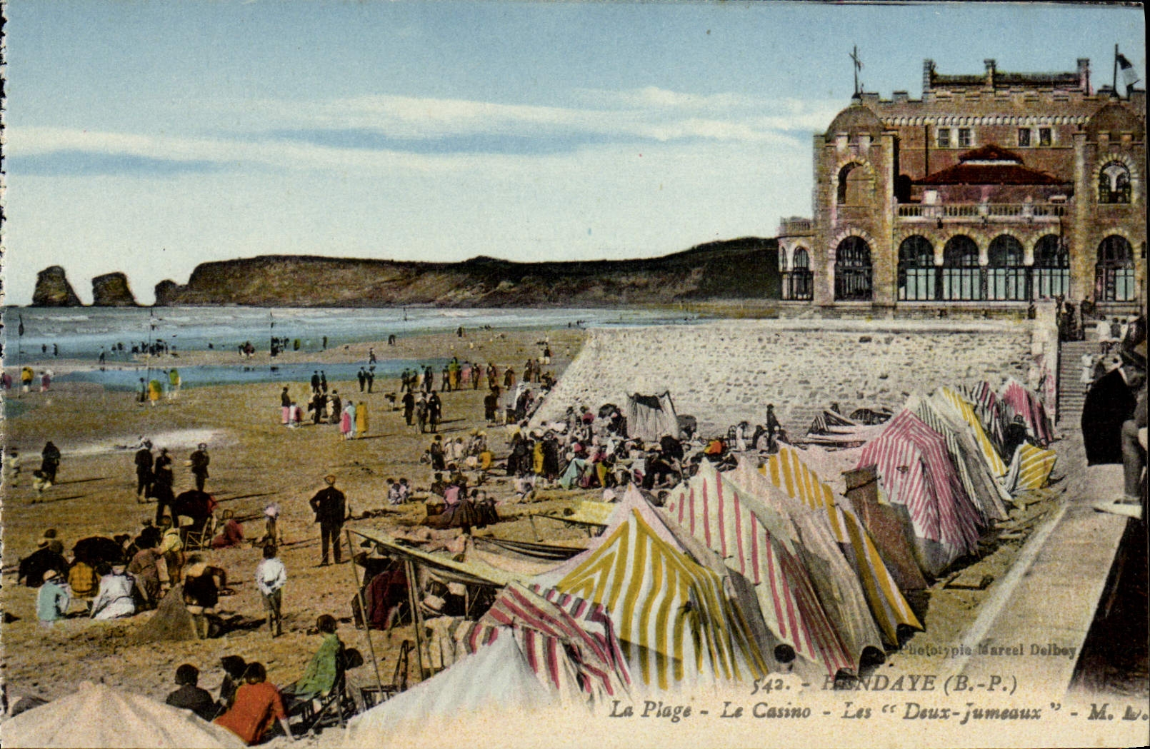 CPA Hendaye Le Casino Les Deux Jumeaux 