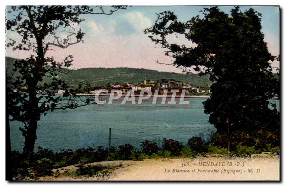 CPA Hendaye La Bidassoa et Fontarabie Espagne 
