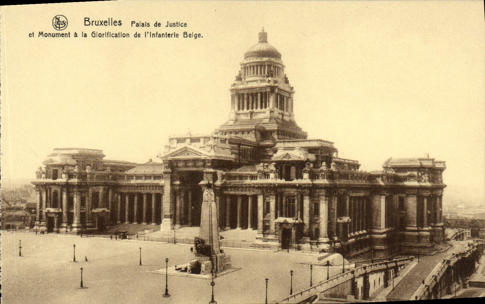 Bruxelles Palais de Justice et Monument à la Glorification de l'Infanterie Belge — ZELS