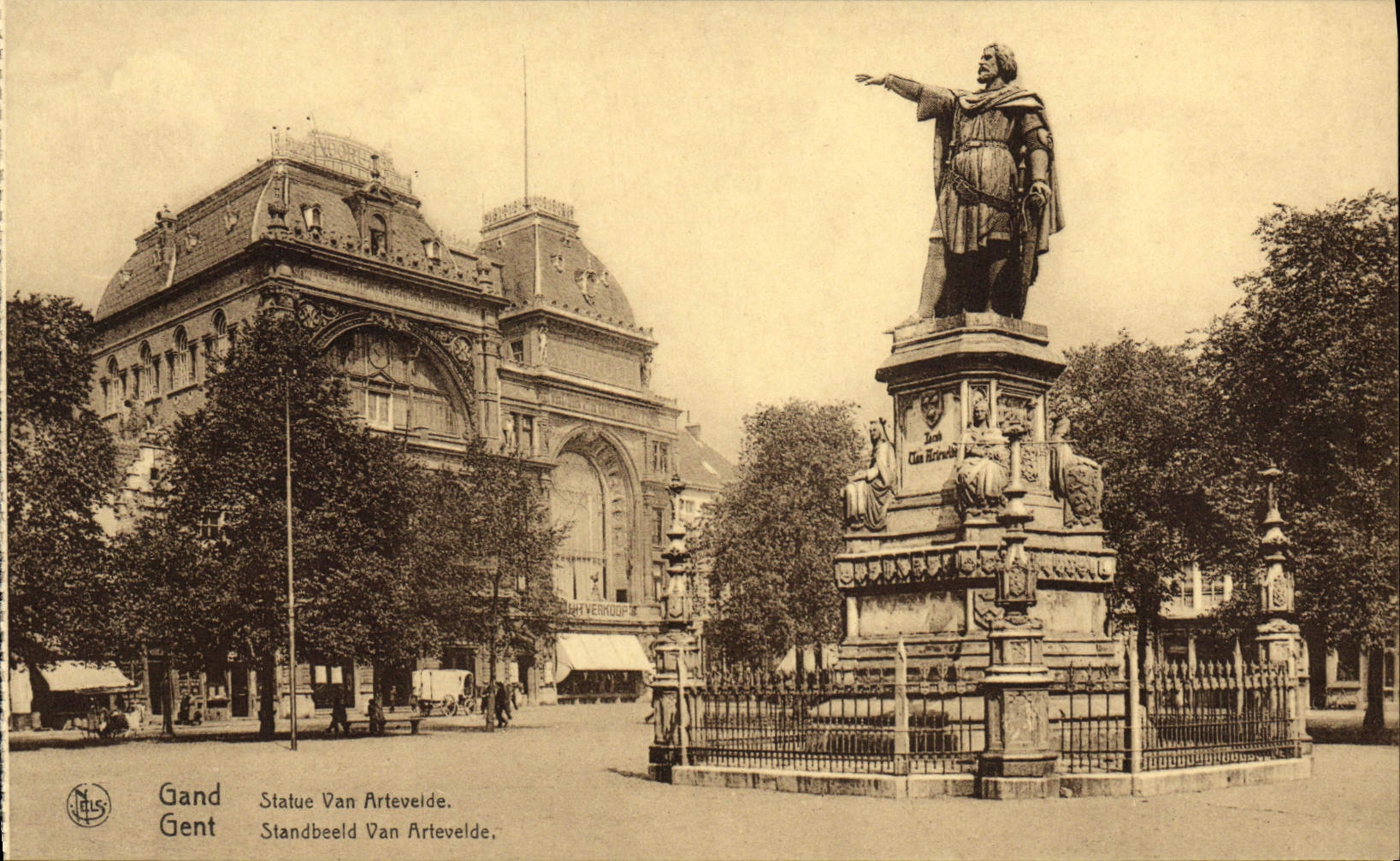 CPA Gand Statue Van Arteveide