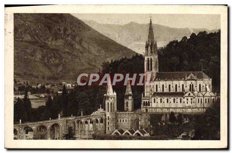 CPA Lourdes Basilique et le Pic du Jer