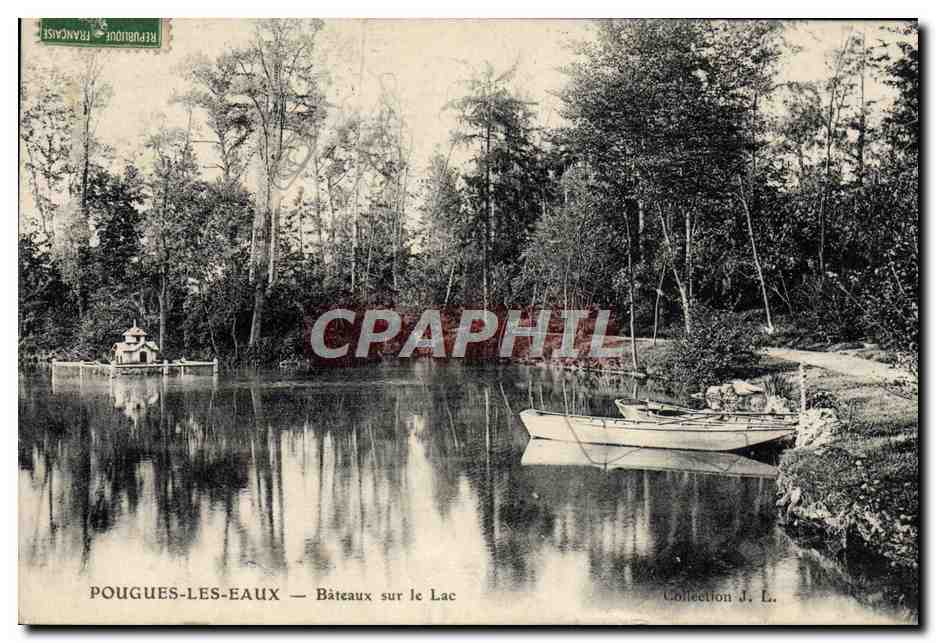 CPA Pougues Les Eaux Bateaux Sur le Lac