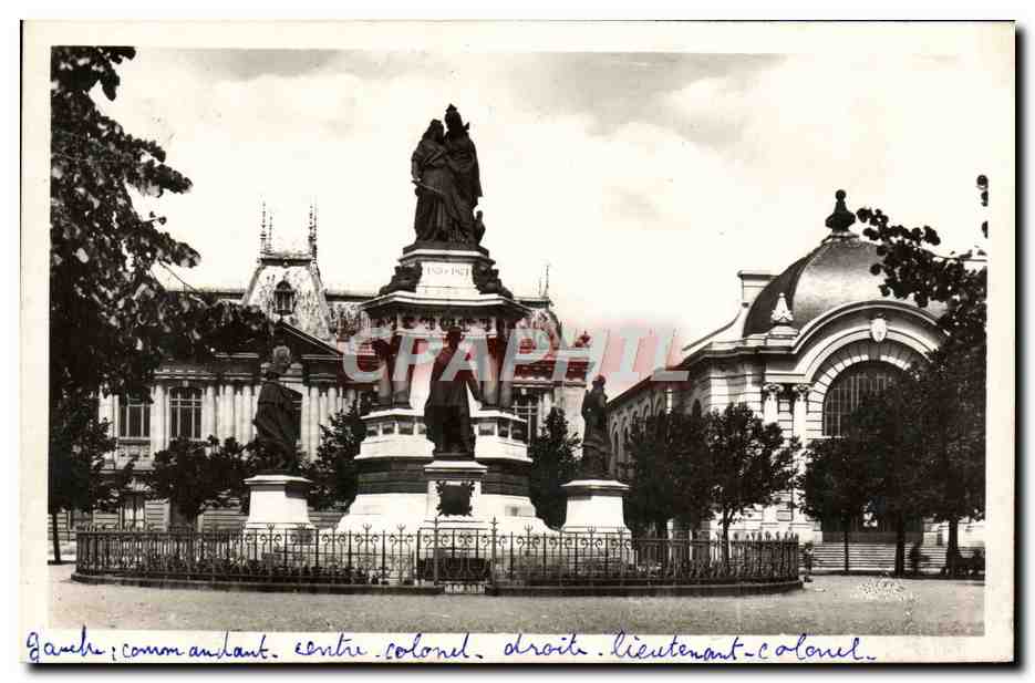 CPA Belfort Le Monument Des Trois Sieges Le palais de justice et la salle des fetes