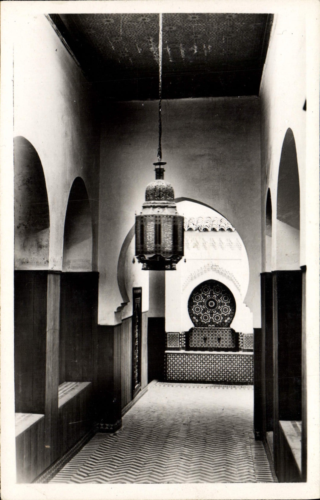CPA Meknes Un Couloir Musee d'art indigene Dar Jamai 