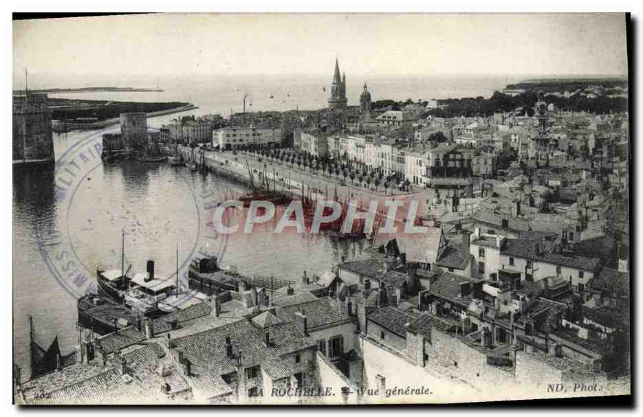 CPA Rochelle Vue Generale Bateaux