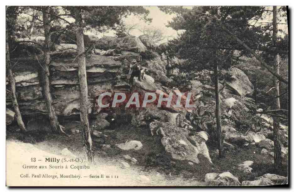 CPA Milly Grotte Aux Souris A Coquibu Chasse Chasseur Chien