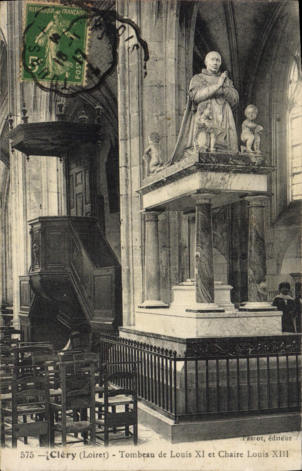 CPA Clery Tombeau De Louis XI et Chaire Louis XIII