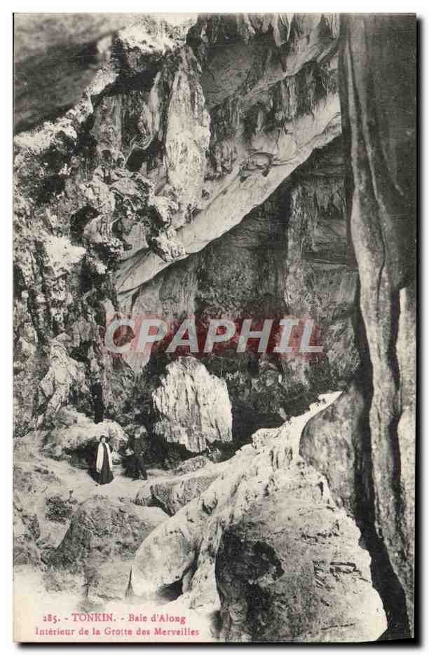 CPA Tonkin Baie D'Along Interieur de la grotte des merveilles