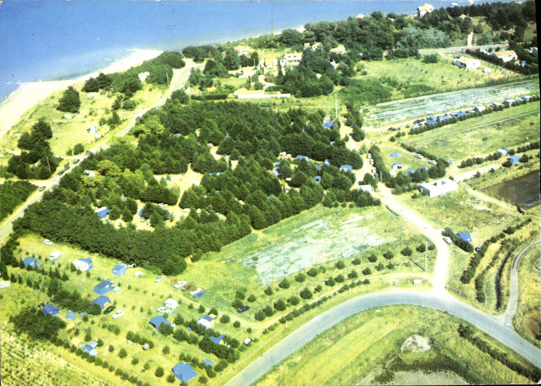 Camping « LA REDOUTE » — Les Portes — Ile de Ré — Éditeur: Reliant Production