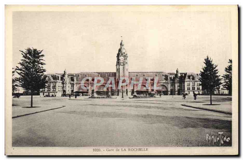 Gare de La Rochelle — vue de la gare avec son horloge — éditée par Ramuntoche, n° 1020