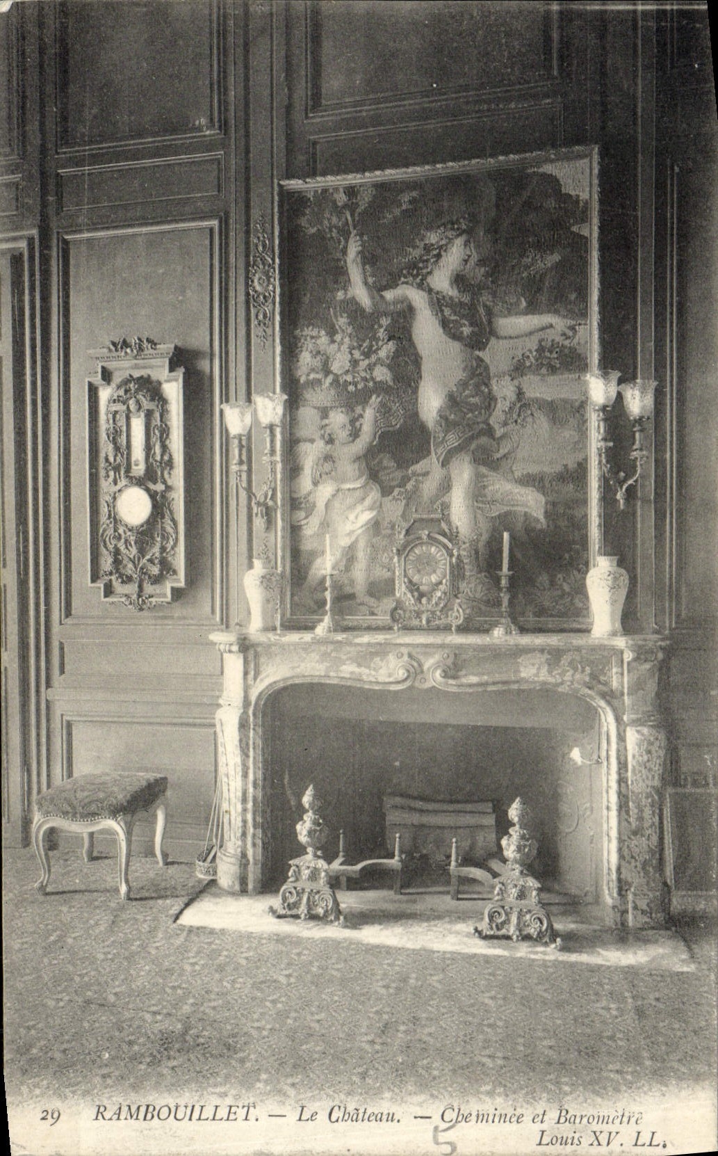 Rambouillet — Le Château — Cheminée et Baromètre Louis XV, LL