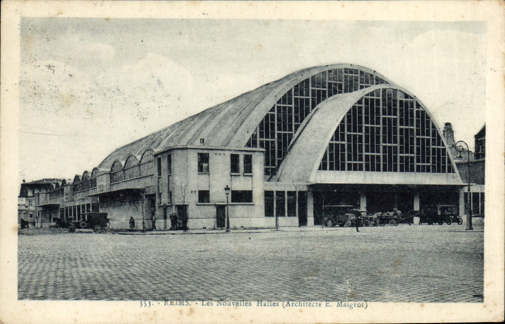 CPA Reims Les Nouvelles Halles