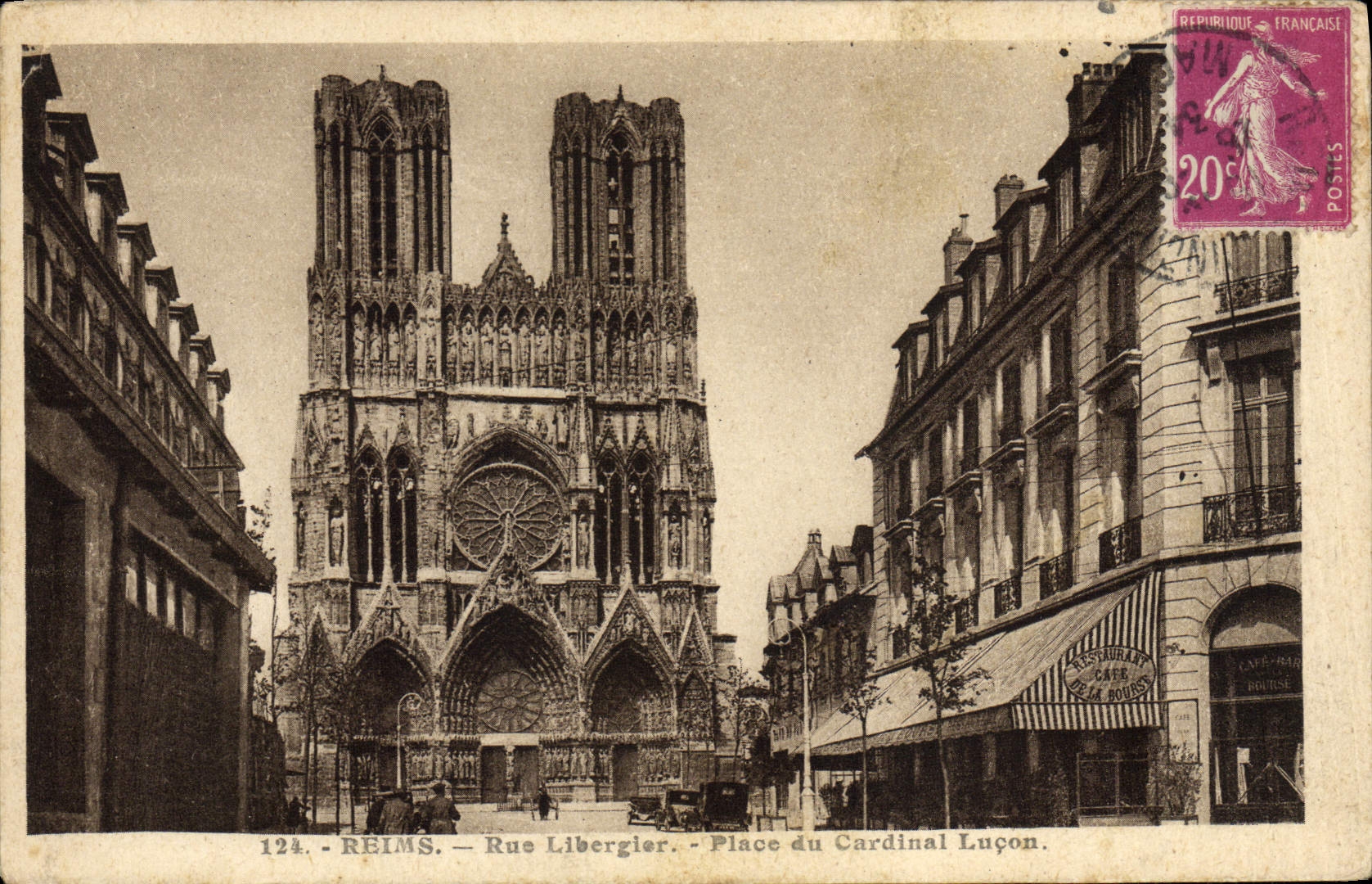 Reims — Cathédrale Notre-Dame — Rue Libergier et Place du Cardinal Luçon