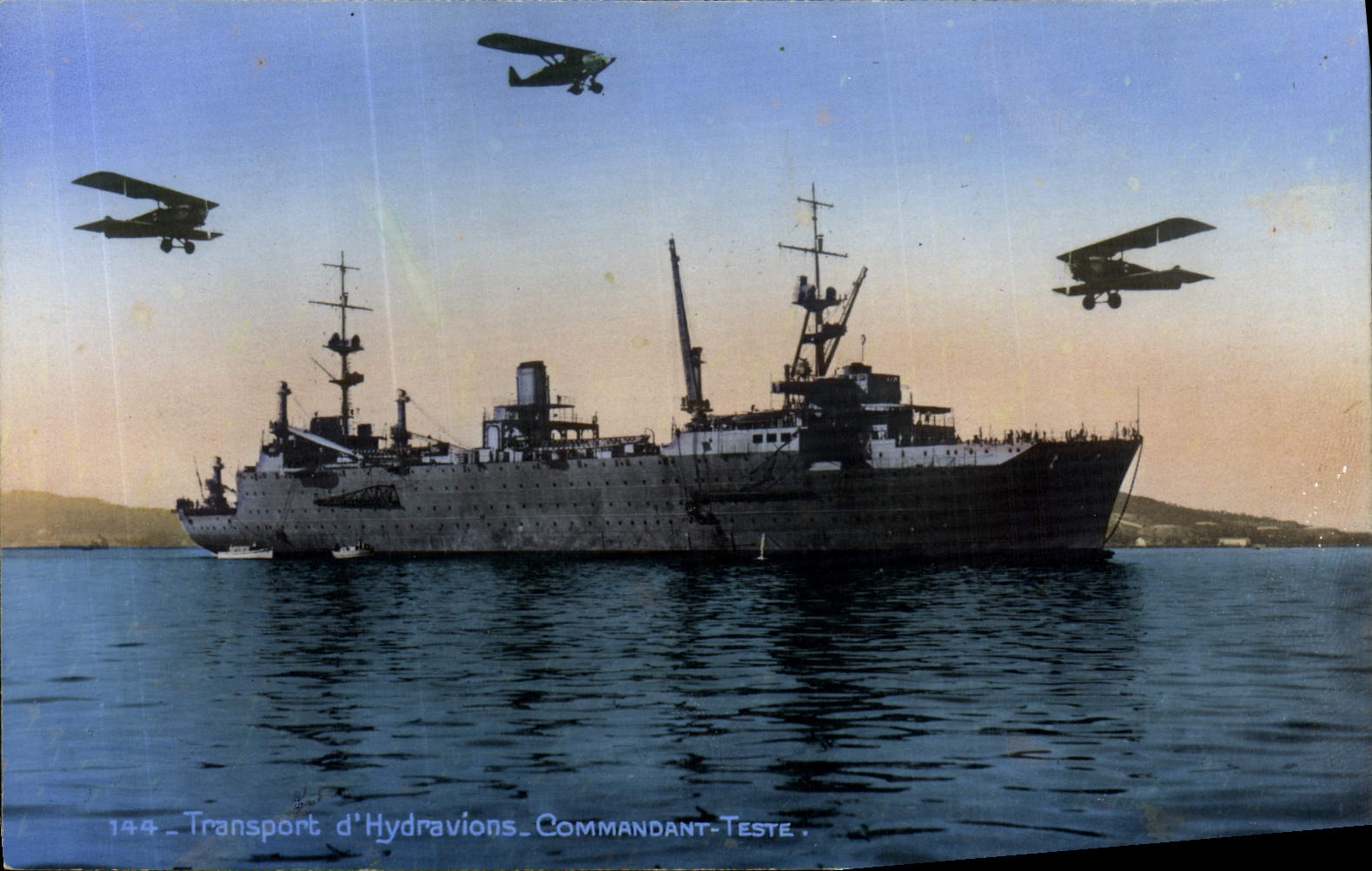 Transport d'Hydravions — Commandant Teste — n°144