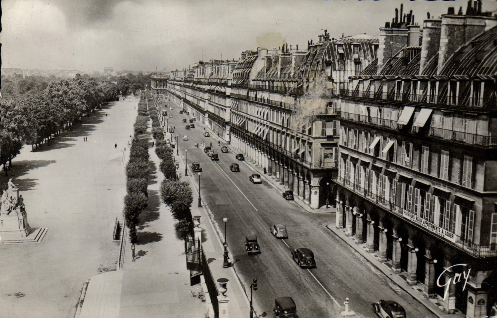 CPM Paris Et Ses Merveilles Rue de Rivoli Jardin des Tuileries