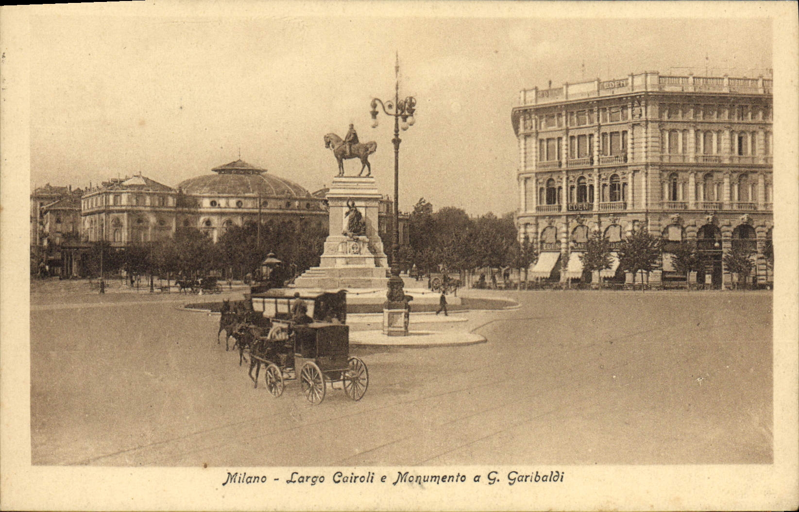 CPA Milon Largo Cairoli e Monumento a Garibaldi