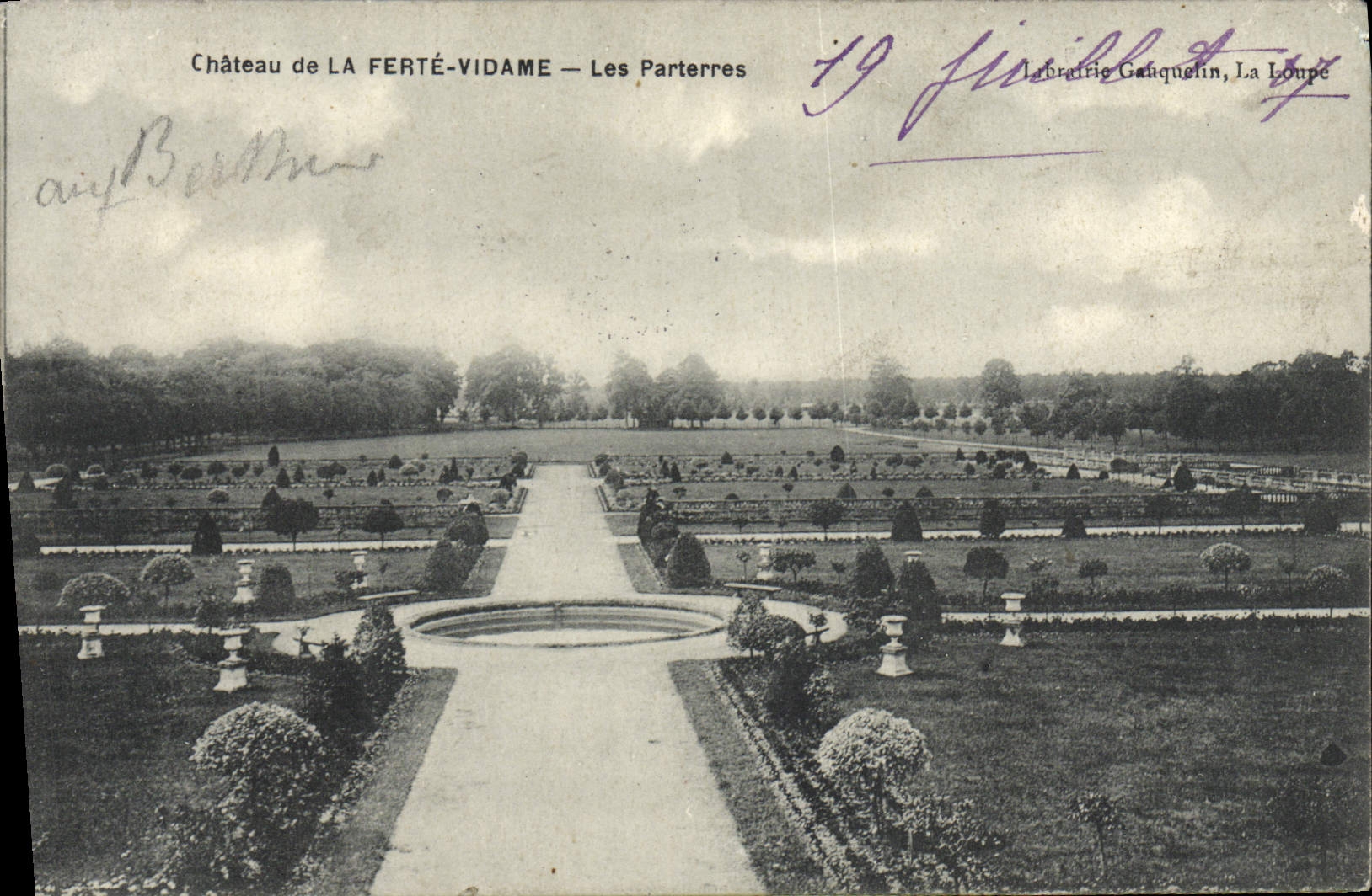 CPA Chateau de La Ferte Vidame Les Parterres