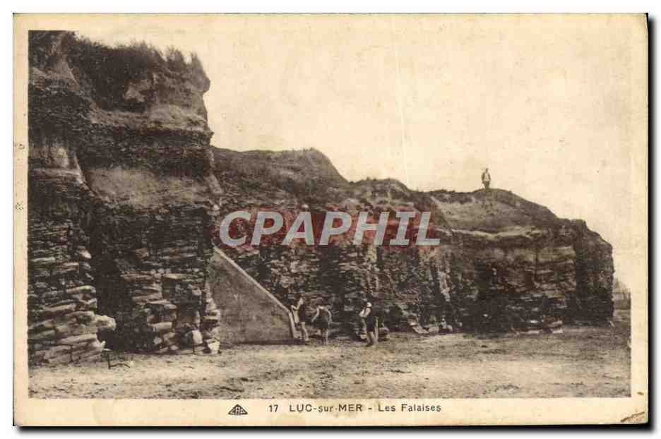 CPA Luc sur Mer Les Falaises