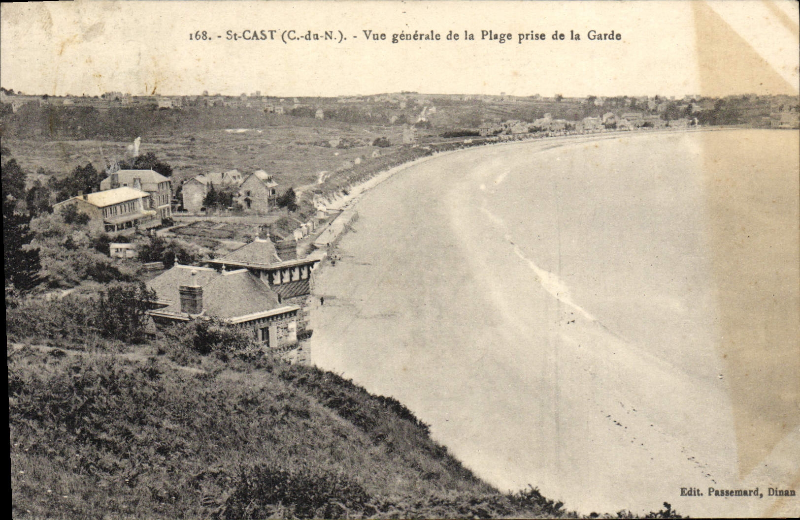 St-CAST (C.-da-N.) - Vue générale de la Plage prise de la Garde — Edit. Passemard, Dinan, n° 168