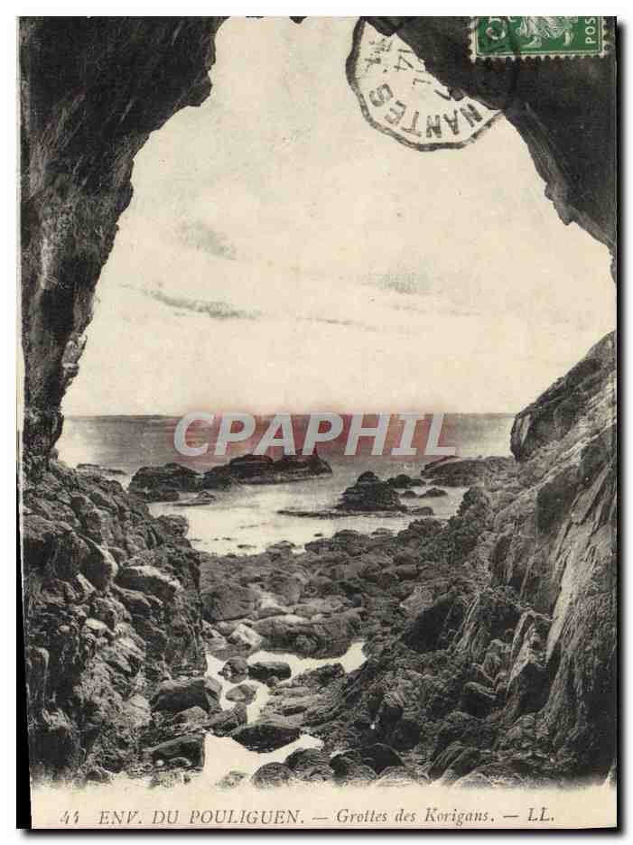CPA Env Du Pouliguen Grottes des Korigans