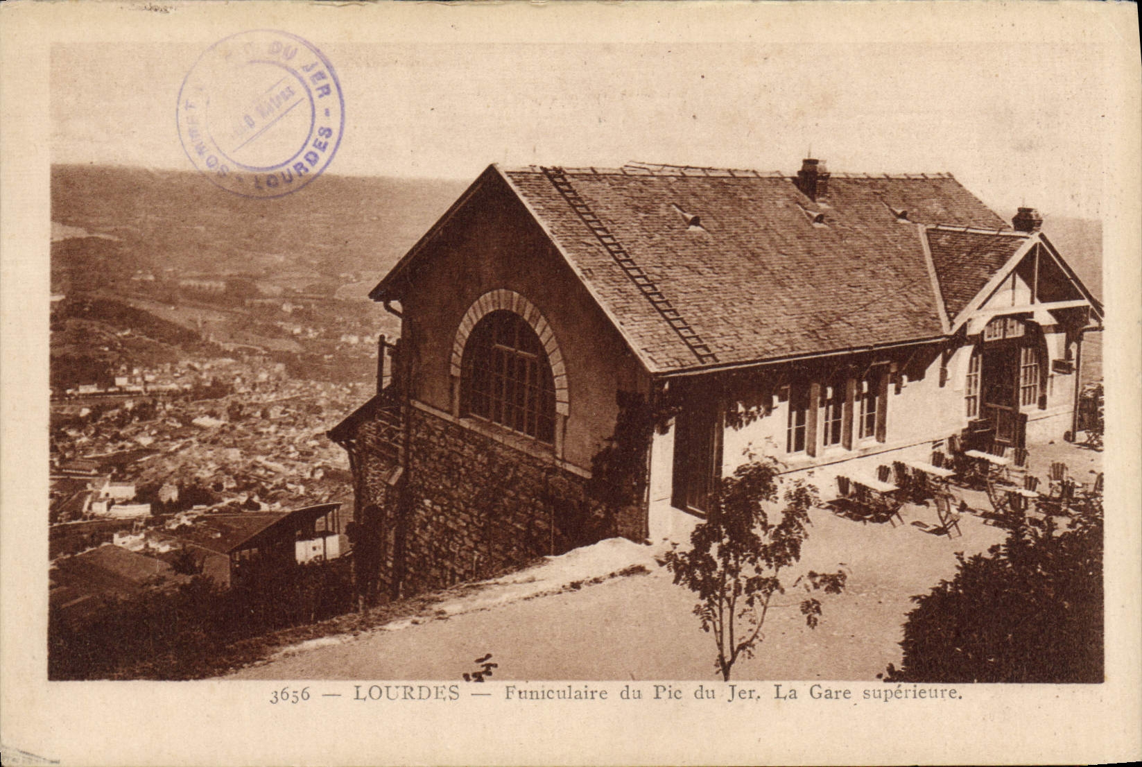 CPA Lourdes Funiculaire du Pic du Jer La gare superieure