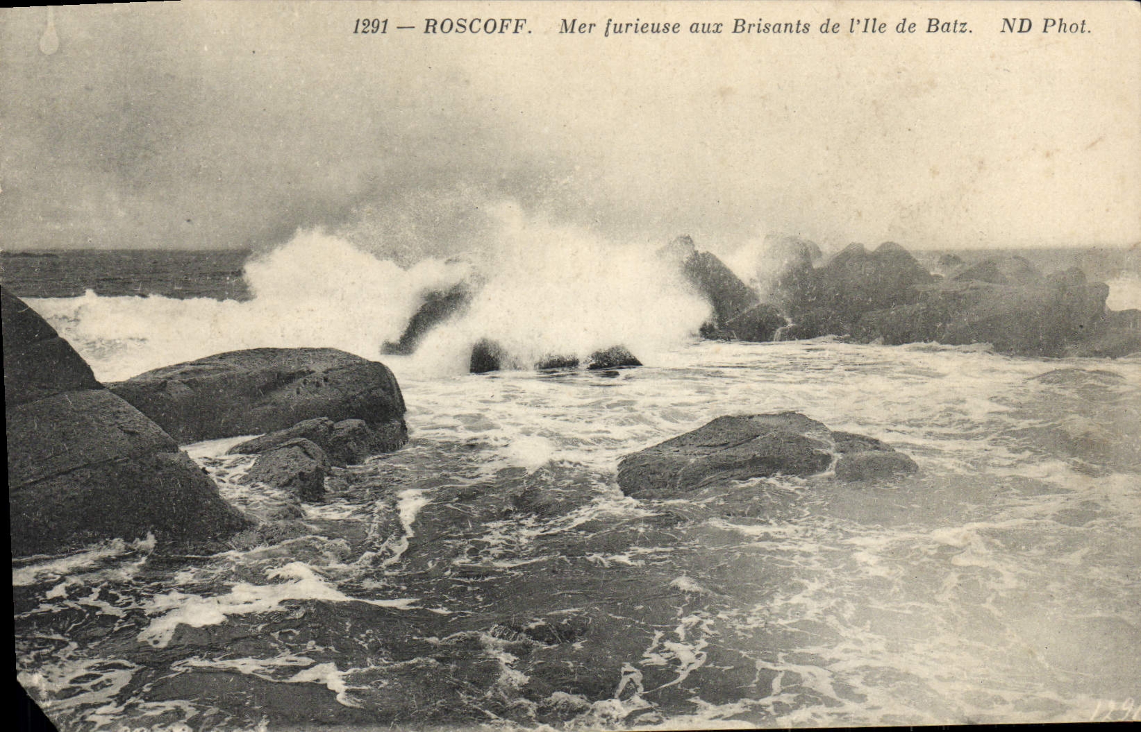 Roscoff — Mer furieuse aux Brisants de l'Île de Batz — ND Phot. n° 1291