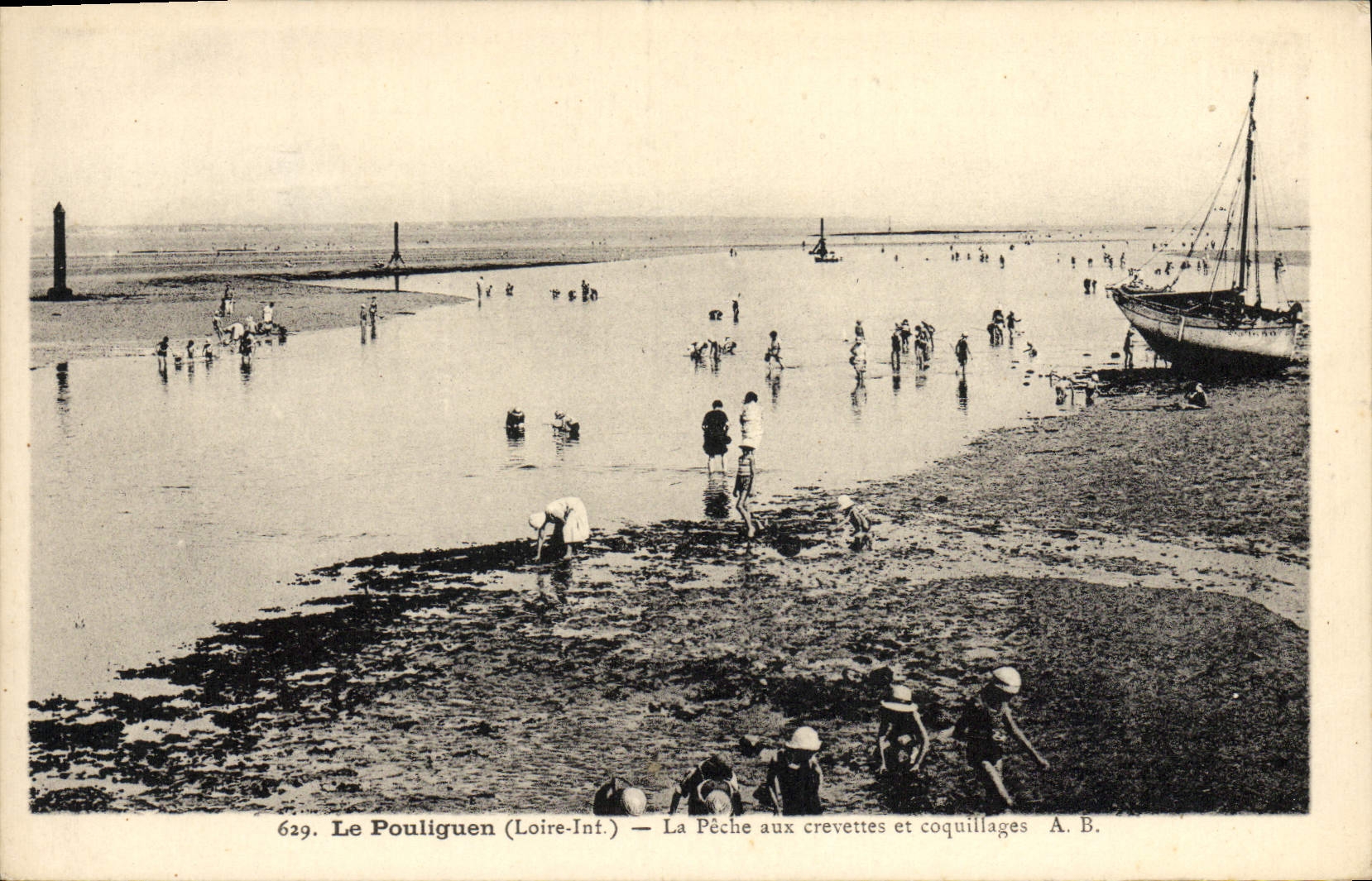 CPA Le Pouliguen La Peche aux crevettes et coquillages