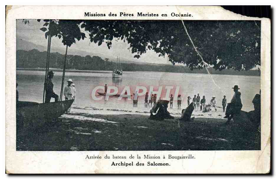 CPA Missions des peres Maristes en Oceanie Arrivee du bateau de la Mission a Bougainville Archipel des Salomon