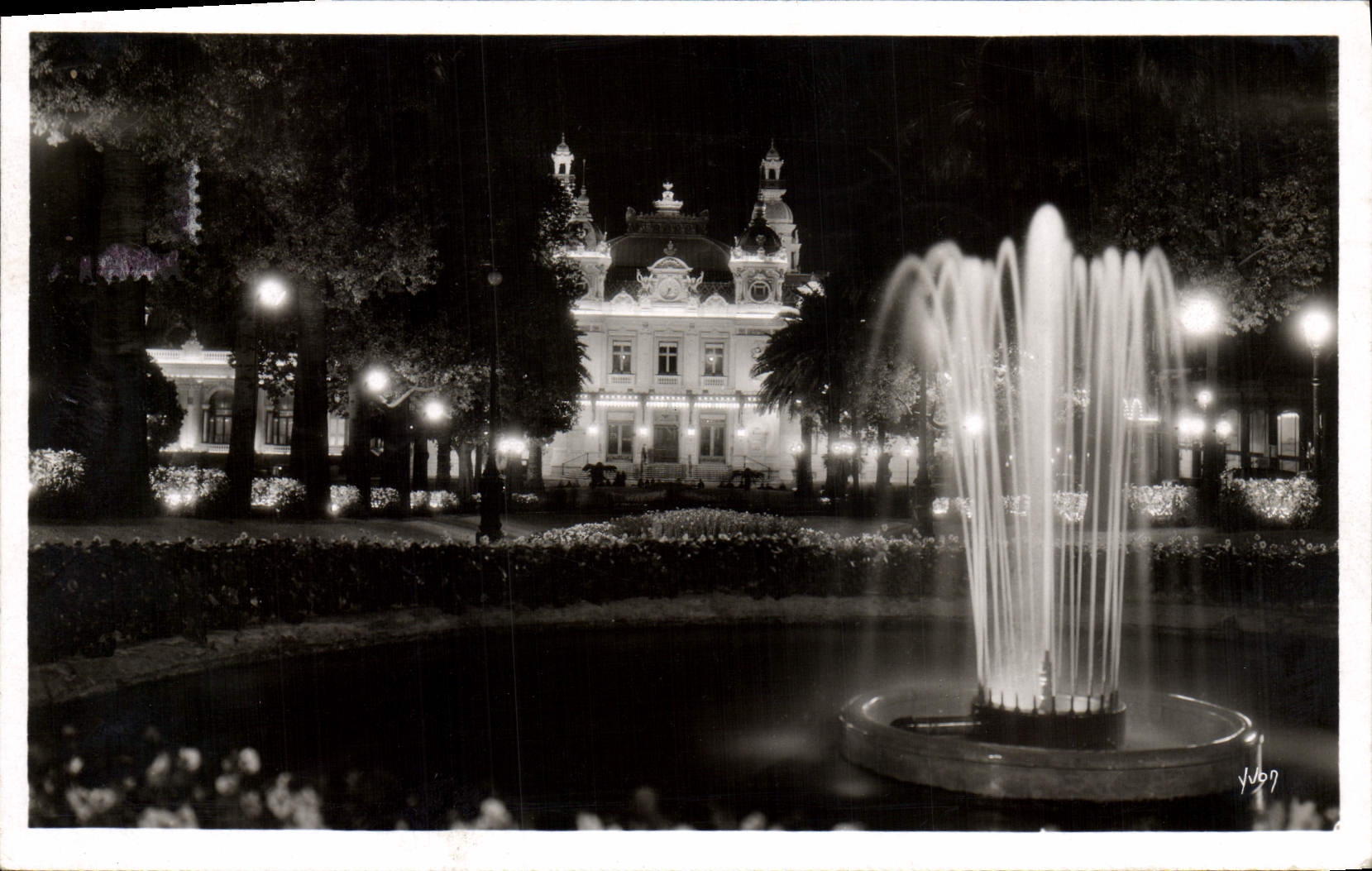 CPA Cote D'Azur Monte Carlo Eclairage de nuit dans les jardins du casino