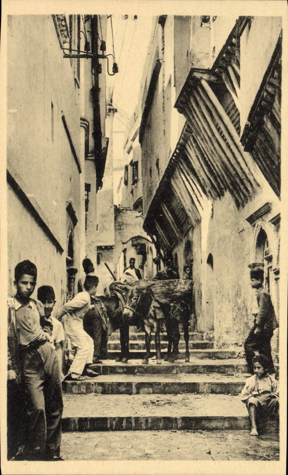 Casbah, rue M'Fissah — Alger — Édition La Cigogee, 20, boulevard Carnot, Alger