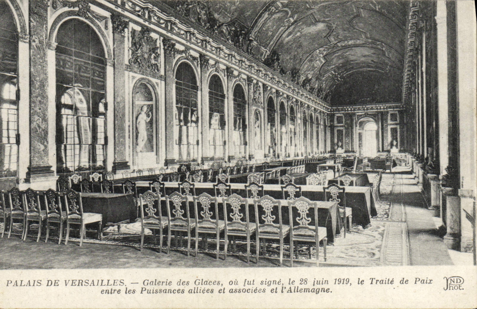 CPA Palais De Versailles Galerie Des Glaces