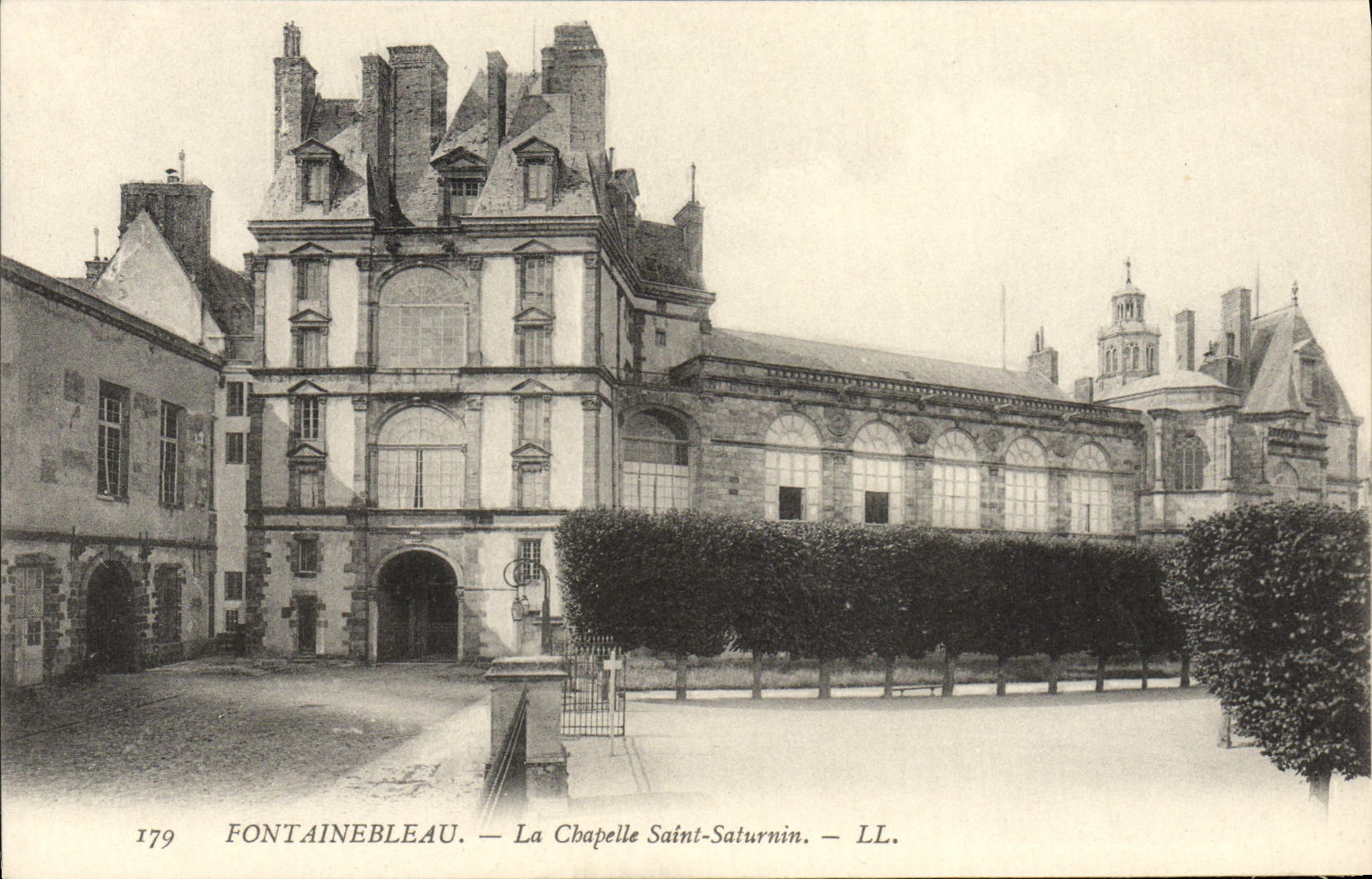 Fontainebleau — Die Kapelle Saint-Saturnin — LL. — n° 179