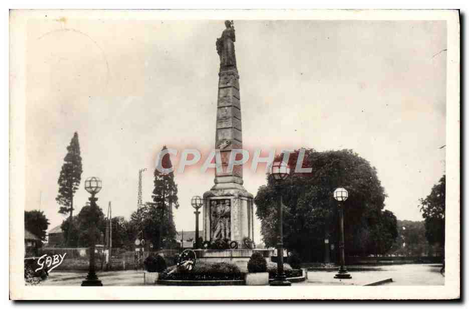CPM Alencon Le Monument Aux Morts Militaria