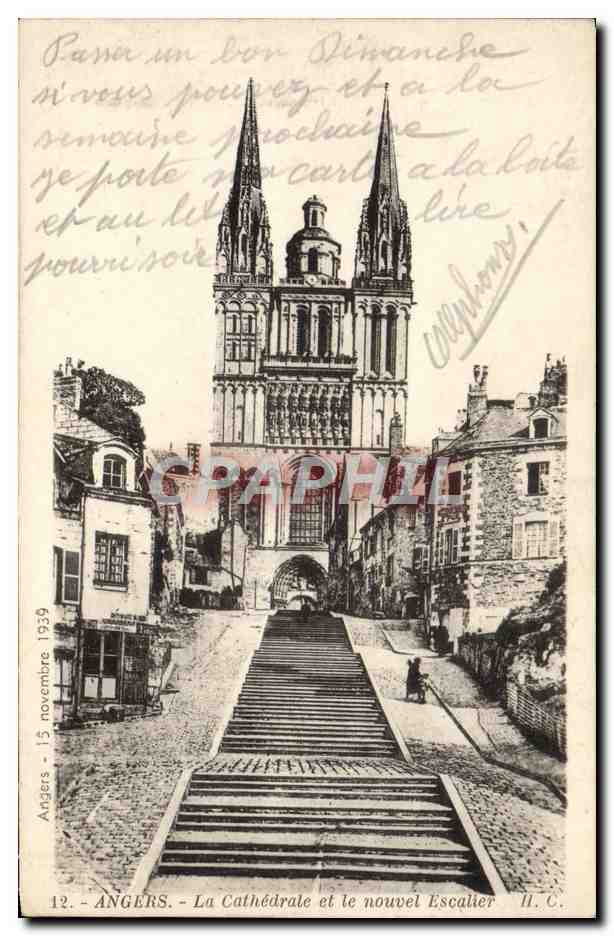 CPA Angers La Cathedrale Et Le Nouvel Escalier