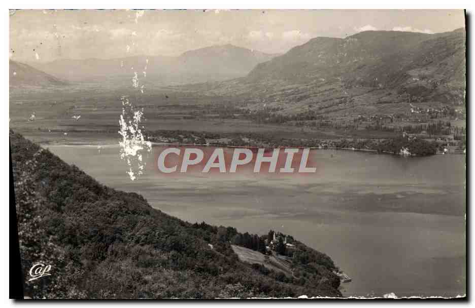 CPM Aix Les Bains Vue Generale Sur Le Lac Du Bourget