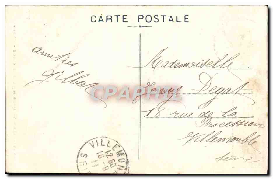 CPA En Auvergne Dans Le Chemin Creux L'attente Folklore — Verso